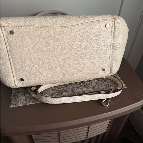 Kate Spade Dumpling Large Satchel - Picture 5 of 6